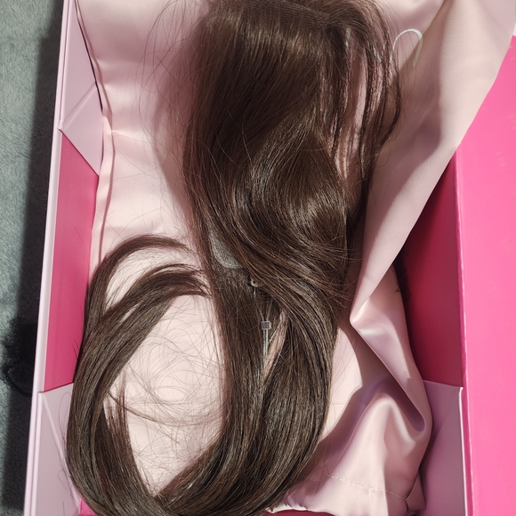 Uniwigs Other - Uniwigs 1.5"x11" Harper Ulta Breathable Full Lace Human Hair Topper